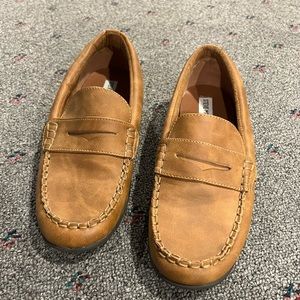 Men’s loafer/ slip on shoes